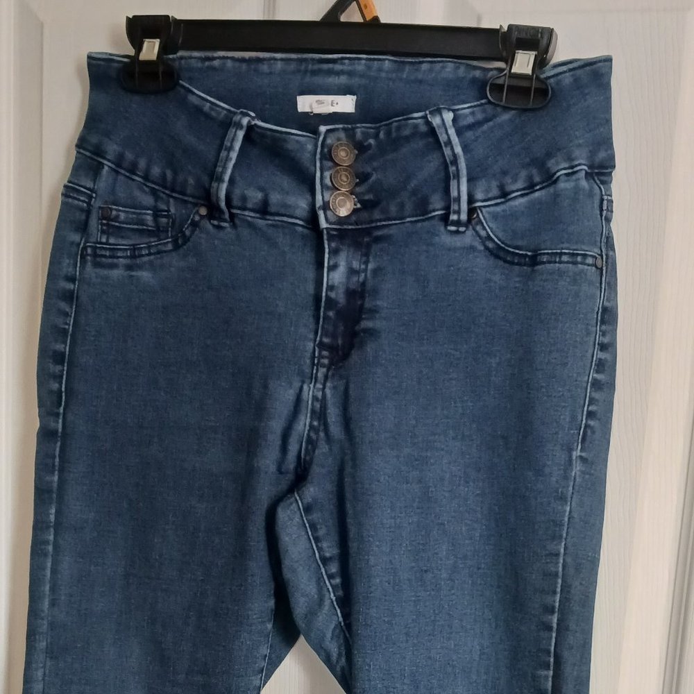 Skinny jeans
